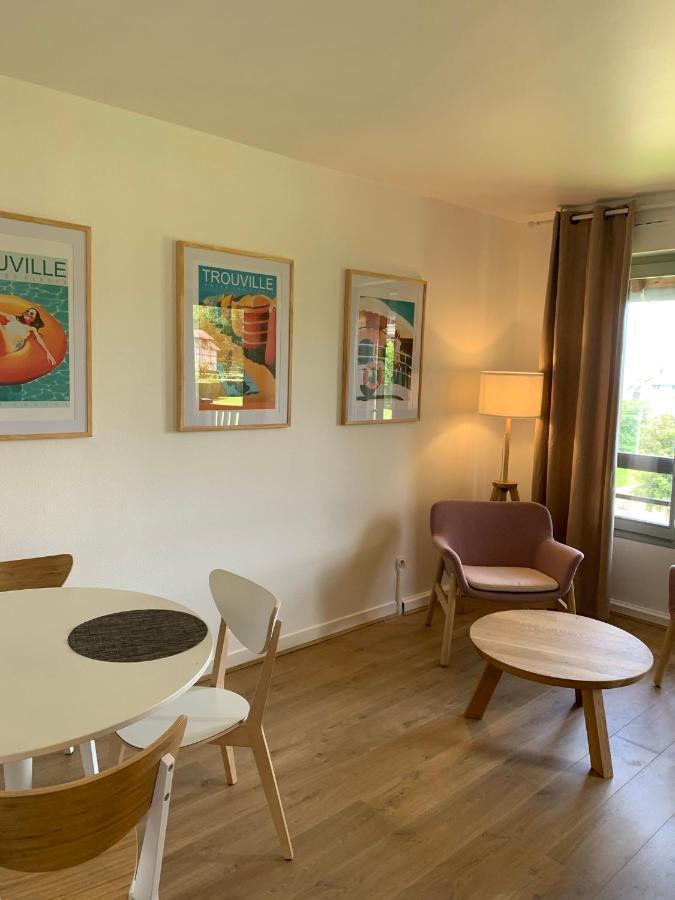 L'Appartement Vue Mer De La Villa Des Rosiers - Trouville Sur Mer Eksteriør bilde