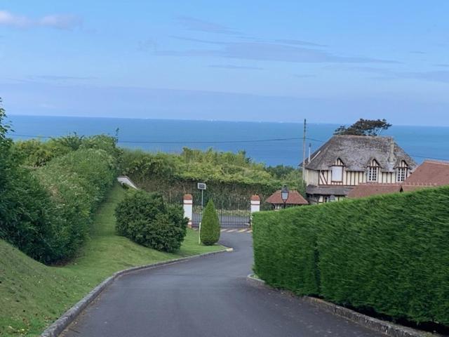 L'Appartement Vue Mer De La Villa Des Rosiers - Trouville Sur Mer Eksteriør bilde